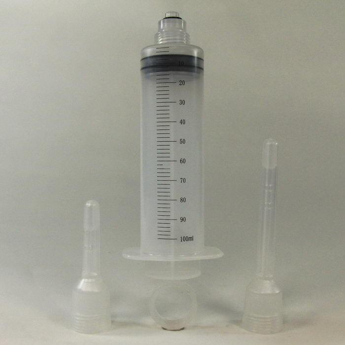 Wet + Horny – anální sprcha