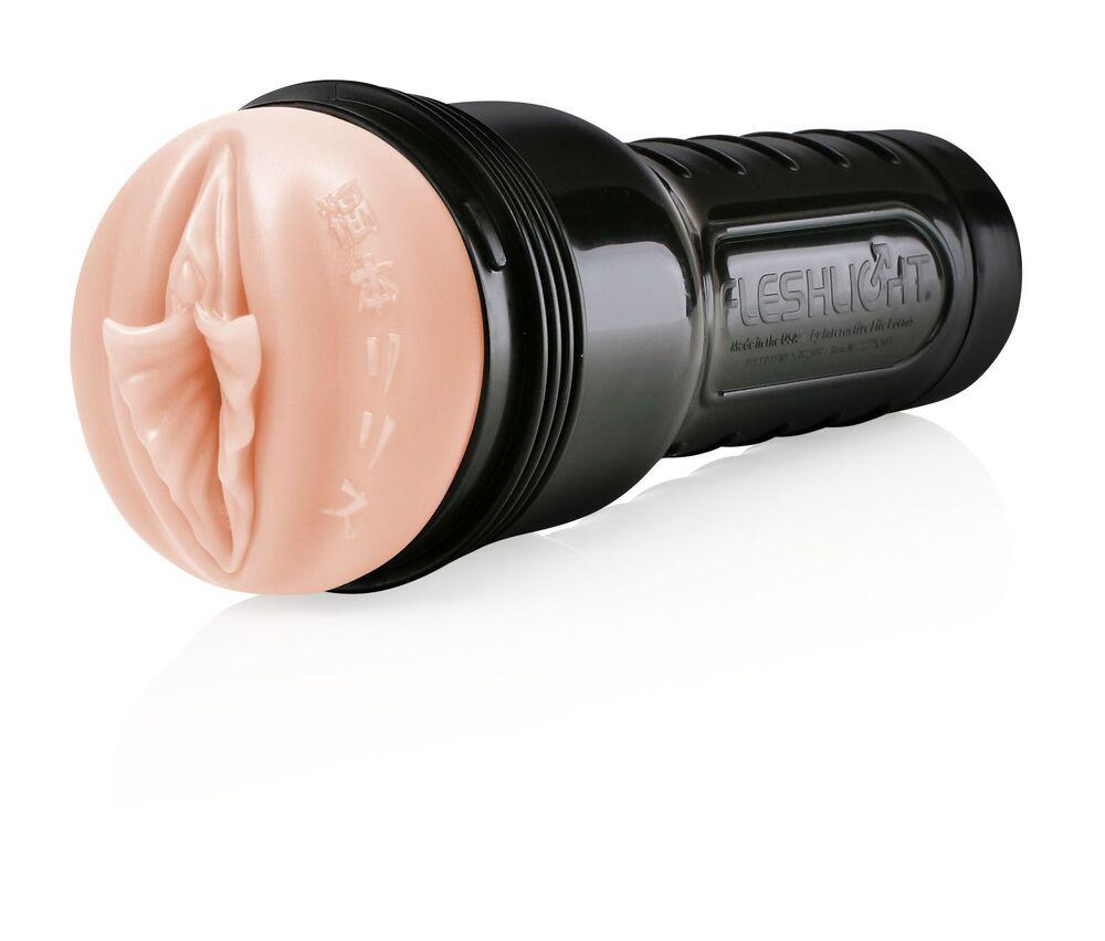 Fleshlight Fantasy Lilith Fukumoto (Shokushu) vagina