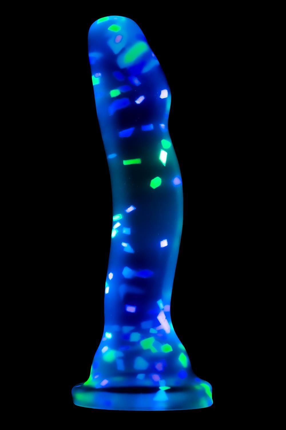 BLUSH NEO Hanky Panky dildo svítící ve tmě